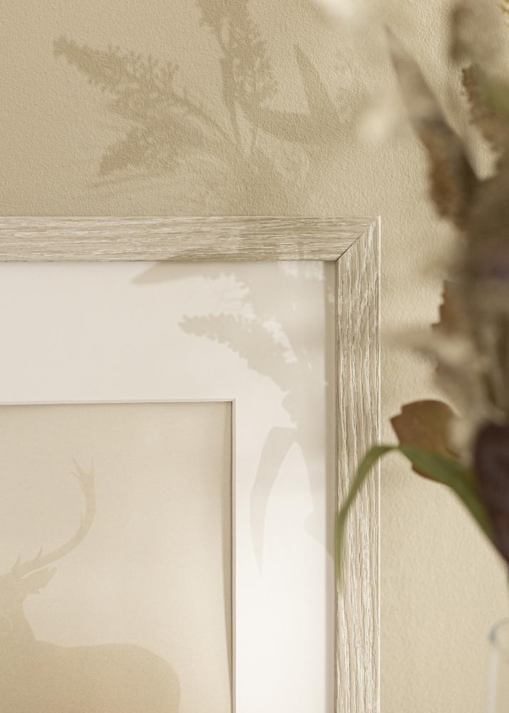 Ram med passepartou Rahmen Stilren Hellgrau Eiche 60x80 cm - Passepartout Weiß 20x28 inches