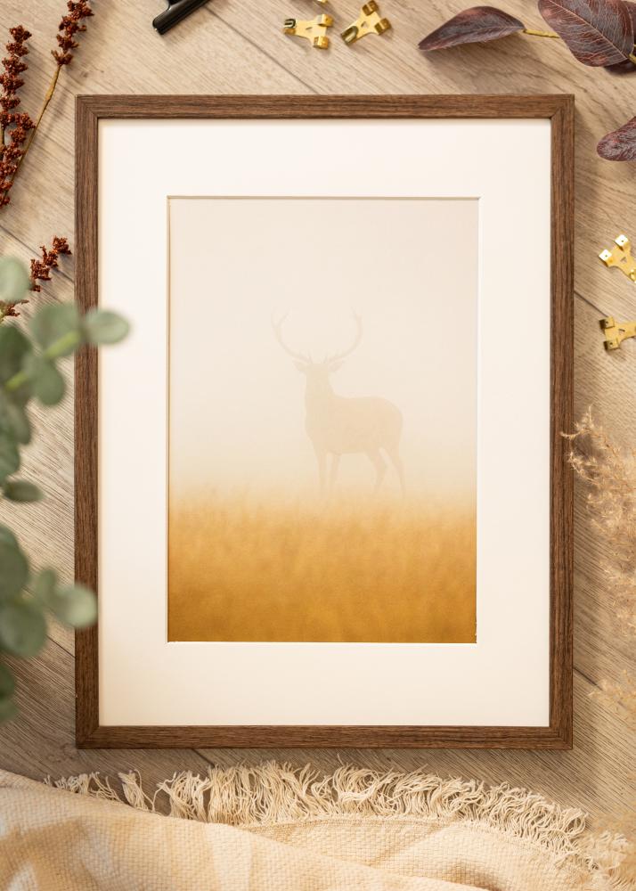 Ram med passepartou Rahmen Ares Walnuss 28x35 cm - Passepartout Weiß 18x25 cm