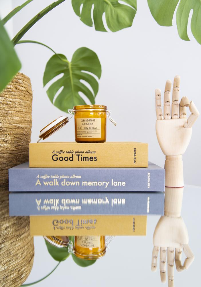 Printworks A Walk Down Memory Lane - A Coffee Table Photo Album (60 schwarze Seiten)