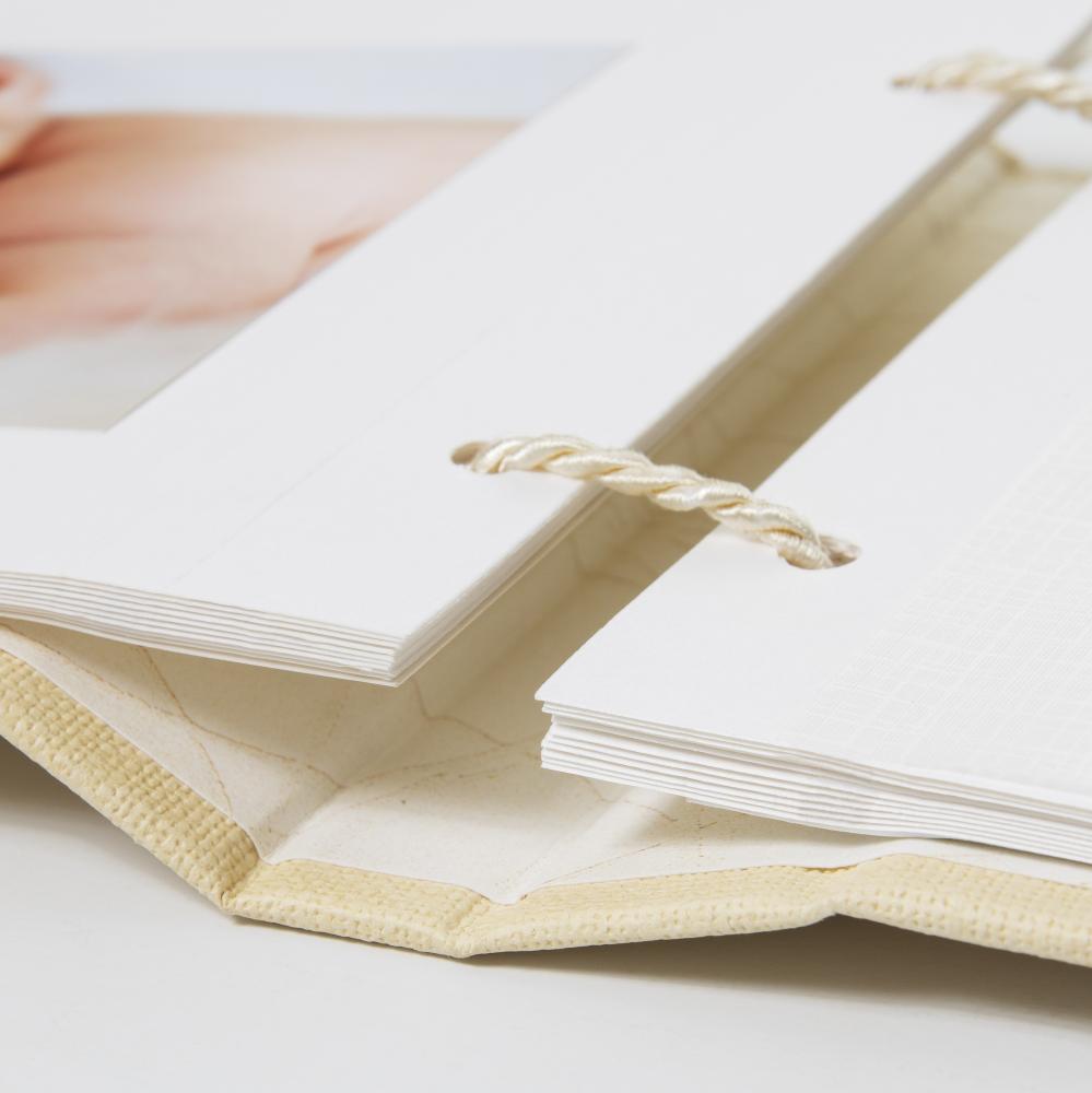 Walther Babyalbum Bambini Creme - 23,5x16 cm (40 weiße Seiten / 20 Blatt)