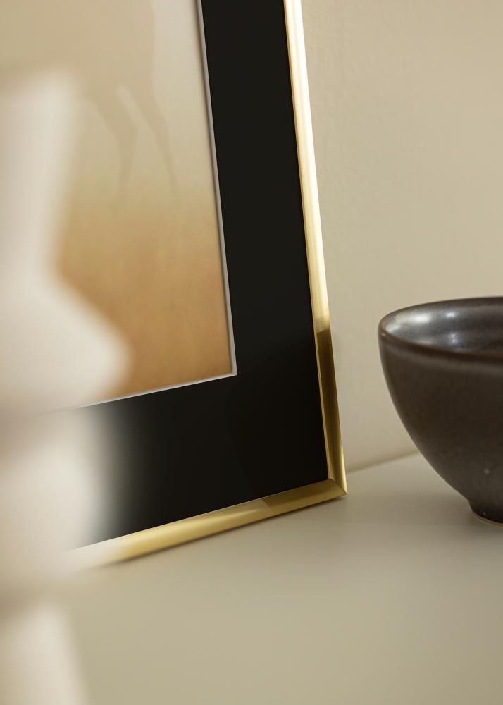 Ram med passepartou Rahmen New Lifestyle Gold 30x40 cm - Passepartout Schwarz 18x27 cm
